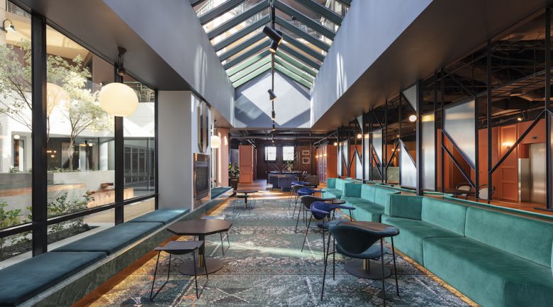 Amora Hotel Melbourne